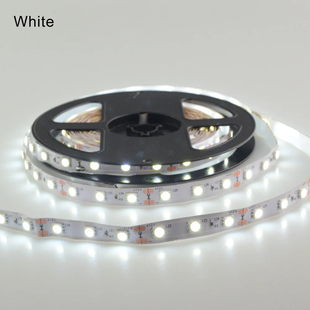 Светодиодная лента RGB IP20 5050 SMD гибкая + пульт на 44 кнопки вилка