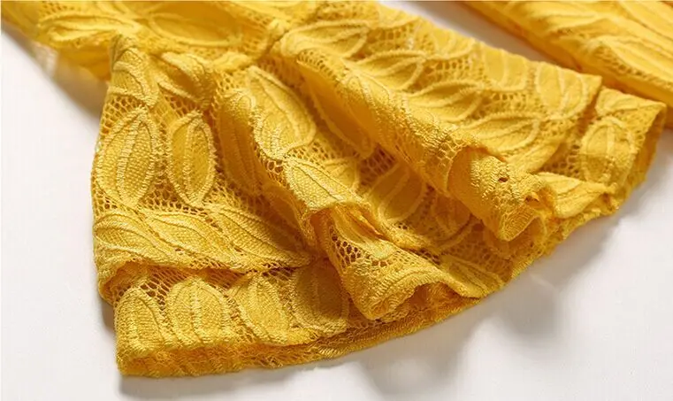 2017 Summer Elegant High Quality Sexy Lace Dress Seven Horns Sleeves O-Neck Asymmetrical Flare-Length | Женская одежда