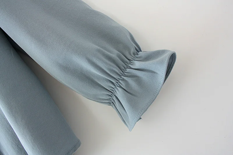 

Plus size Flare Sleeve stand collar women loose blouse 2020 new spring autumn office ladies white shirts female tops oversize