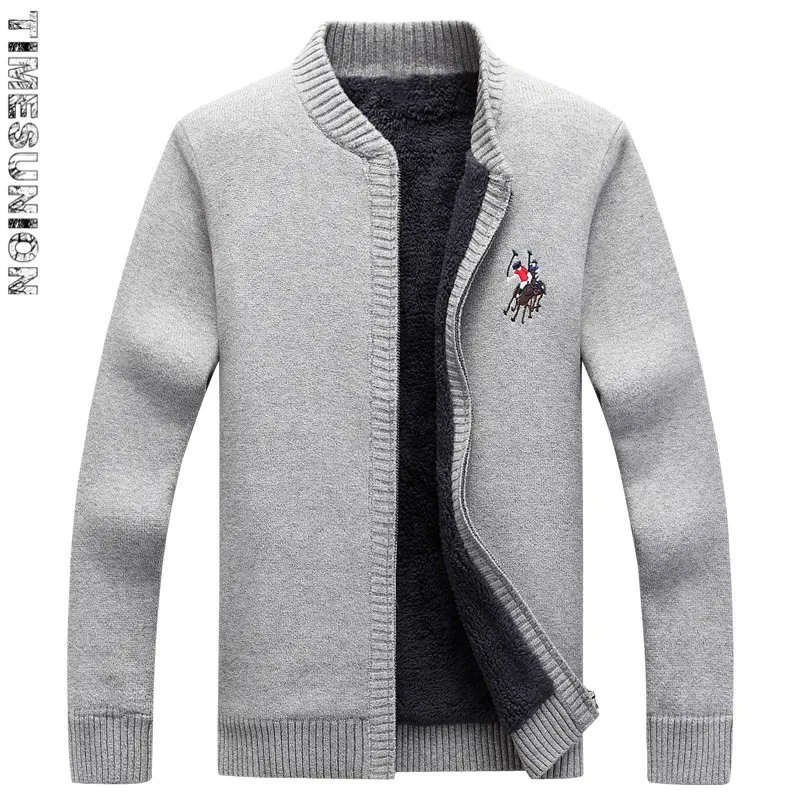 Серый Keep Warm Sweater Men Winter Warm Thick Velvet Sweatercoat Zipper Casual Cardigan Embroidery Men Sweaters Pattern Knitwear - Цвет: Серый