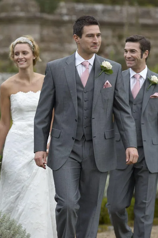 Custom Made Grey Men Suits Groom Tuxedos Best man Notch Lapel Groomsman Wedding Bridegroom Dinner Suits ( jacket+Pants+vest+tie)