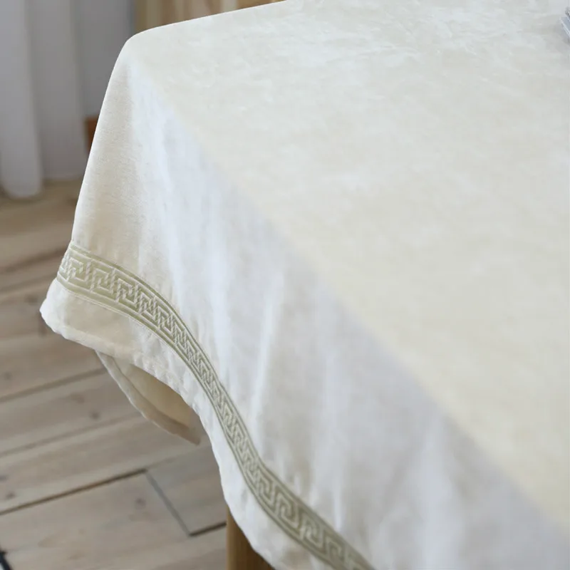 

Free Shipping Flannel Embroidery Beige Thicker Tablecloth Cover Polyester Toalha De Mesa Nappe Rectangulaire Manteles Para Mesa