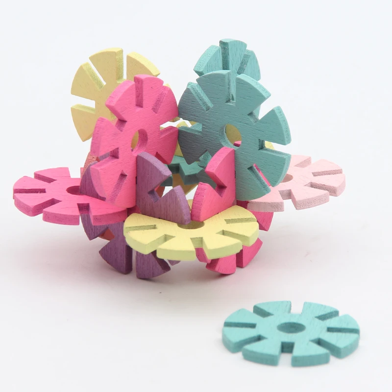 

DIY 30mm 100pcs Multicolor Wooden Snowflake Beads For Baby Puzzle DIY Bracelet Necklace Spacer Beading Wood Beads