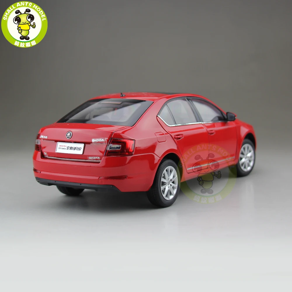 1/18 Skoda Octavia литая под давлением металлическая модель автомобиля игрушка мальчик девочка подарок красный цвет
