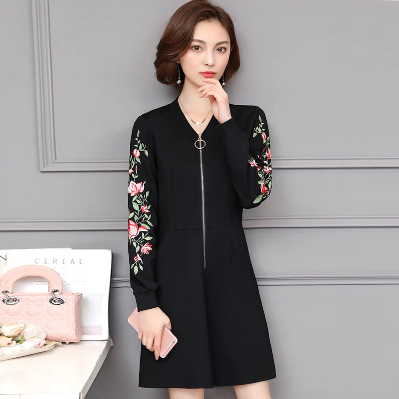 2020 Spring Fashion Flower Embroidery Large Size A-line Dress Womens Zipper Slim Long Sleeve Sexy V-neck Mini | Женская одежда