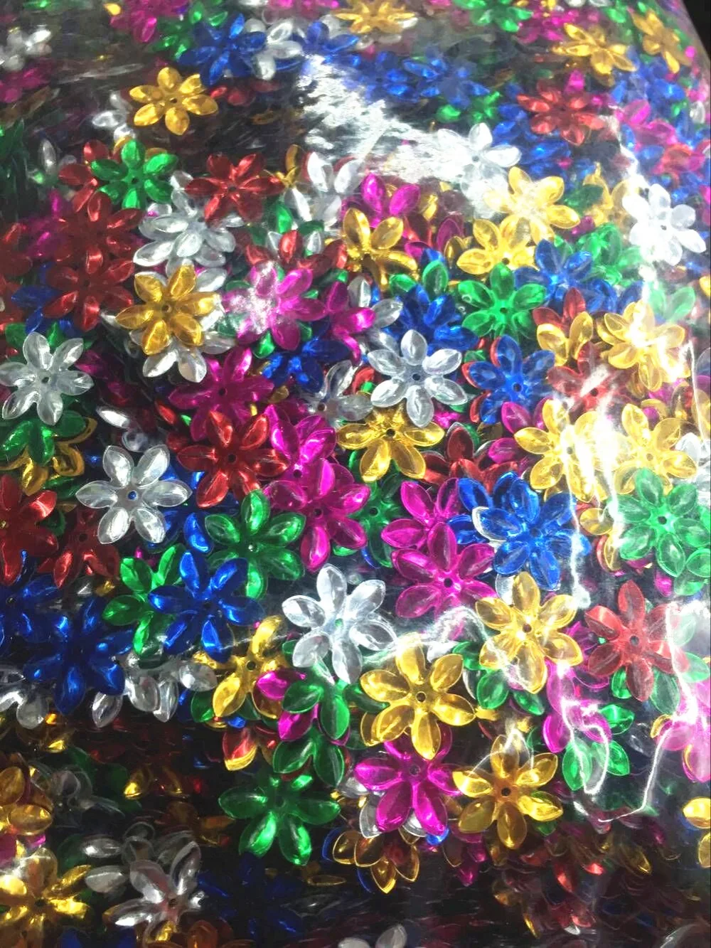 

30 г/лот цветок блестки 13 мм ПВХ блестки украшения шитье DIY смешанные цвета красивые сливы конфетти