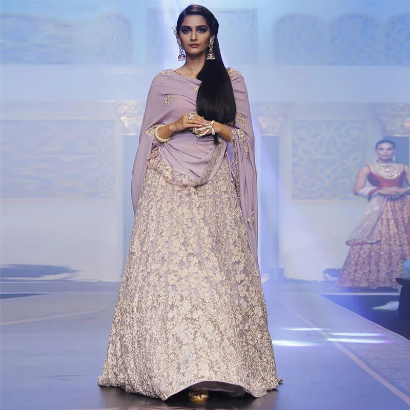 Индийские Сари Кружева Формальные Вечерние Платья 2016 Мода 2 Шт. пром Платье Халат