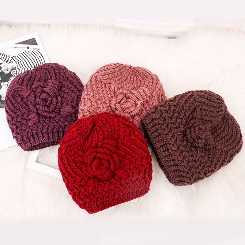 Autumn and winter new wool hat Korean version of the flower pattern knit Plus velvet Baotou warm head cap knitted women | Аксессуары для
