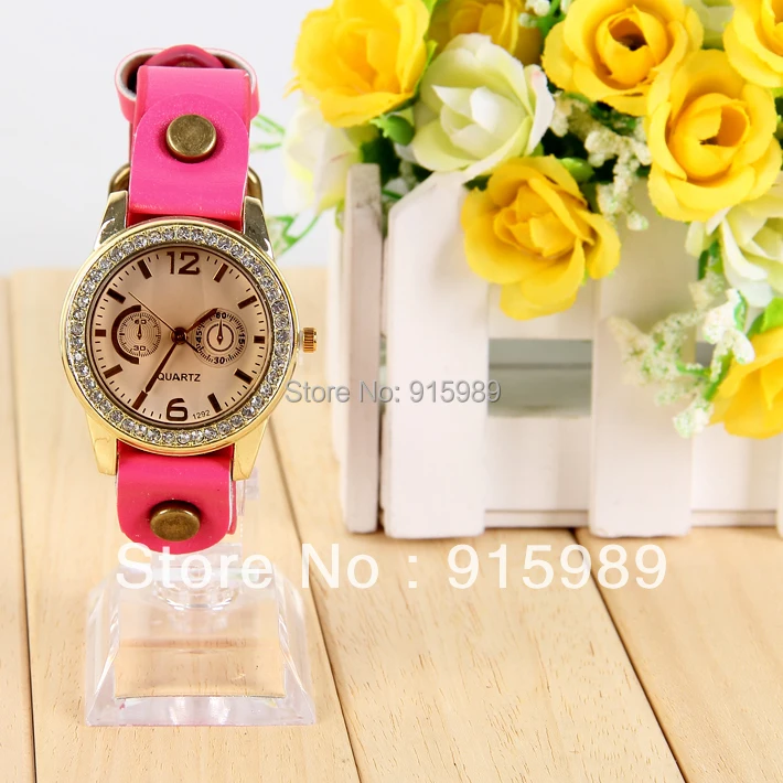 2013 Fashion Crystal Shinning Colored Ladies Wrist Watch Retro Quartz Dress PU Leather Free Shipping 100pcs | Наручные часы