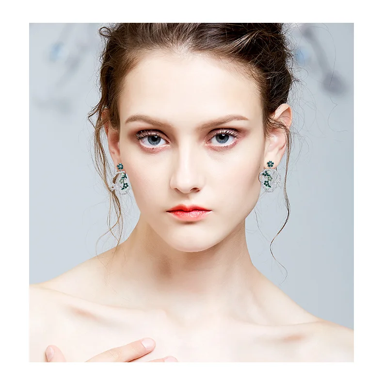 ARMNVNV медные ювелирные изделия гвоздики для женщин Элегантные Кристаллы птица