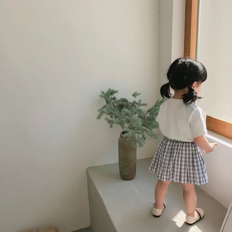 Лето 2019 модные хлопковые футболки для маленьких девочек с буквенным принтом