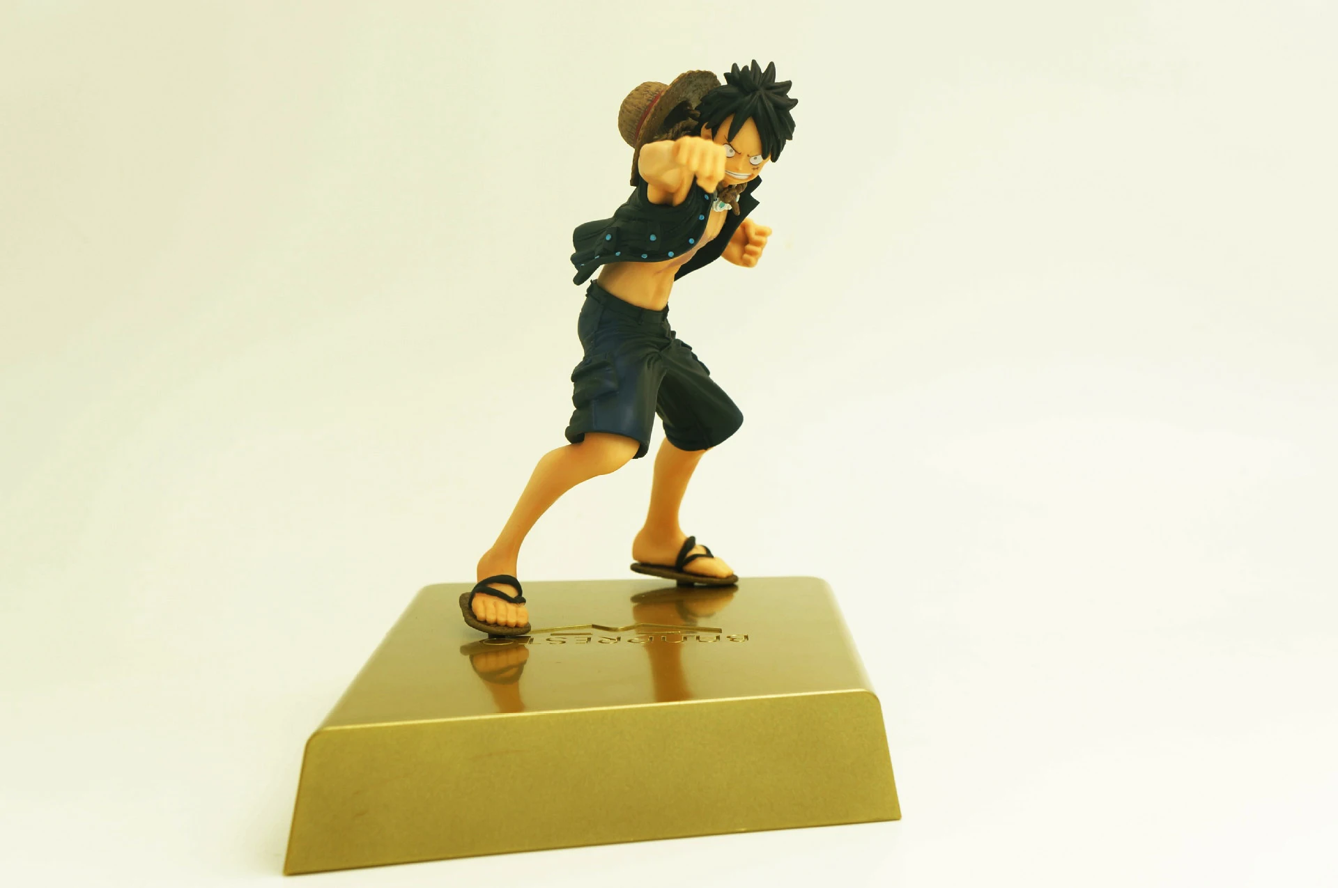 Chanycore Аниме ONE PIECE FILM GOLD DXF Luffy &amp Gild Tesoro 2 шт./компл. новые мировые Фигурки ПВХ