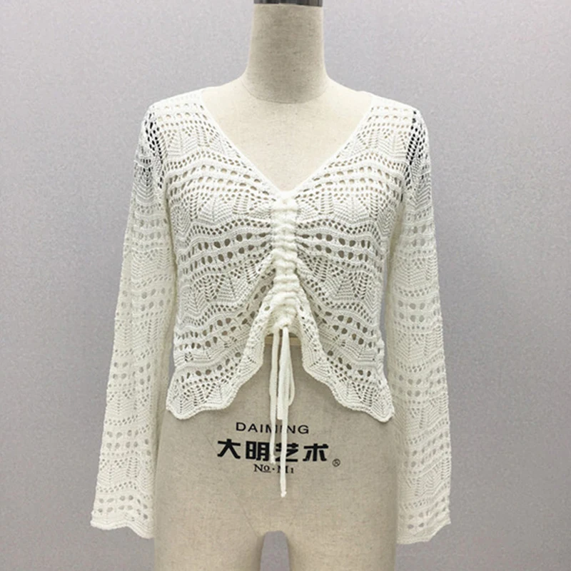 Женский ажурный вязаный свитер с v-образным вырезом летний укороченный Пляжный