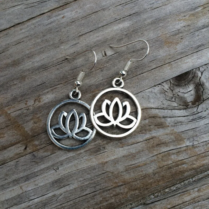 Серьги Lotus Circle очаровательные серьги для йоги подарок на день рождения