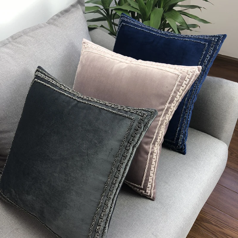Наволочка для подушки квадратная декоративная наволочка бархатная с вышивкой