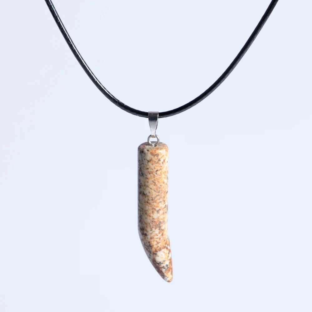 Новые поступления Природный Гранит камень Талисманы с Черный кожаный Полумесяца