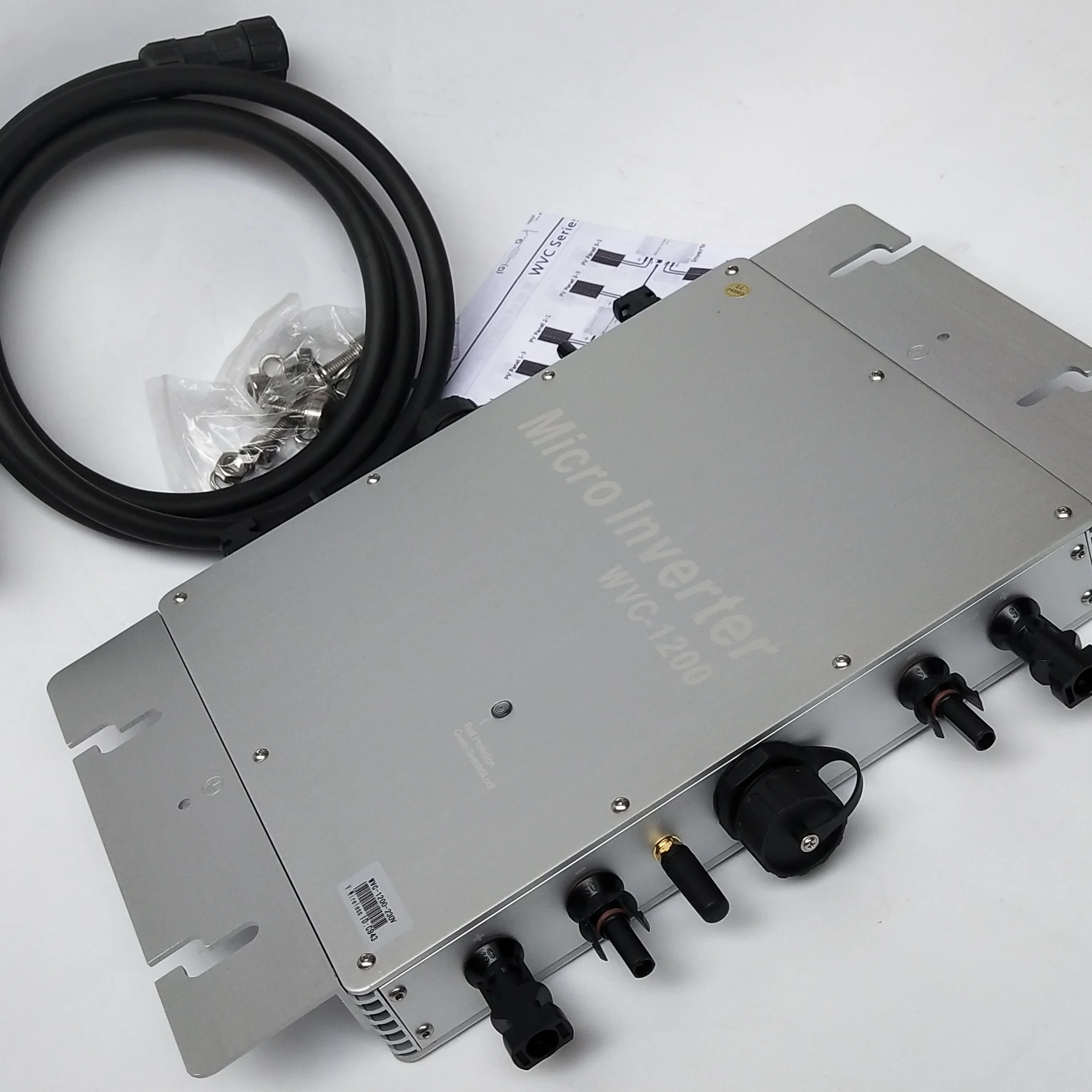 Wi-Fi версии WVC1200 Солнечный на сетке инвертор 1200W Водонепроницаемый со слежением за максимальной точкой мощности микро сетки галстук инвертора Вход 22~ 50vdc Выход AC220V. 110V