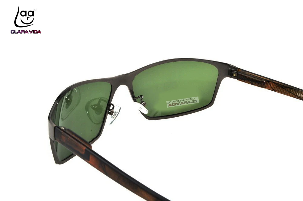 Мужские темные солнцезащитные очки поляризационные в овальной оправе из сплава