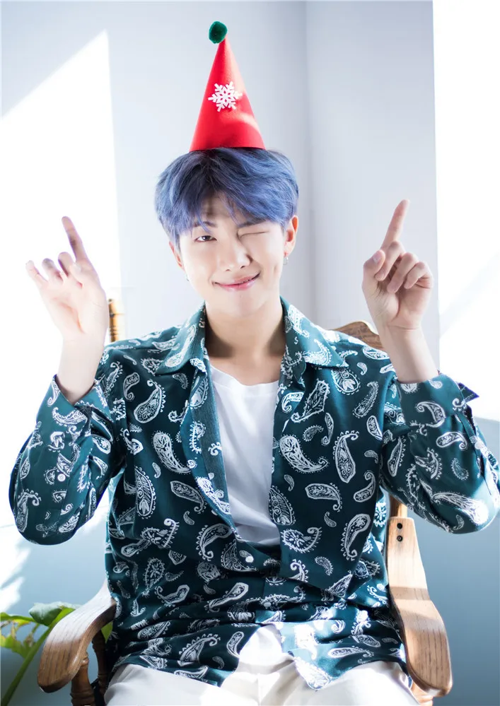 Kpop плакаты наклейки на стену koren популярная группа глянцевая бумага принты украшение дома яркий цвет - Цвет: Прозрачный