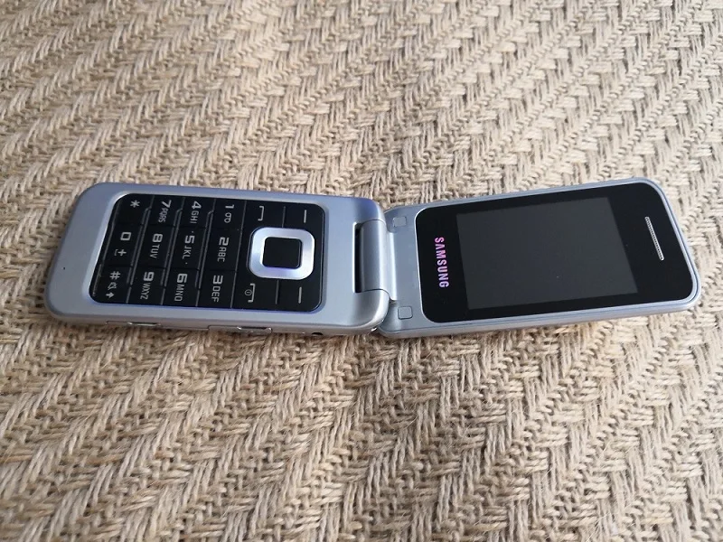samsung C3520 разблокированный 2,4 дюймов английская клавиатура только 3g WCDMA 1.3MP Флип Мобильный телефон Восстановленный мобильный телефон