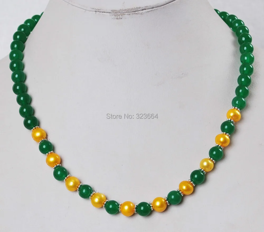 

Golden Akoya Cultured Pearl/AA Round Beads necklace 18"