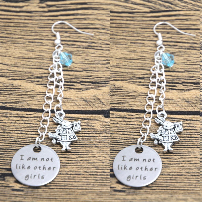 Серьги в стиле Алисы в Стране Чудес я не похож на другие девушки серебряные серьги-подвески