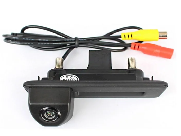 

CCD night viosn car trunk handle reverse parking rear view camera for Skoda Roomster Fabia Octavia Yeti superb for Audi A1