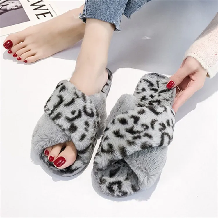 Зимние женские тапочки с мехом леопарда; пушистые шлепанцы; теплая мягкая обувь на плоской подошве; забавная домашняя обувь; Pantoffels Dames; размер 41