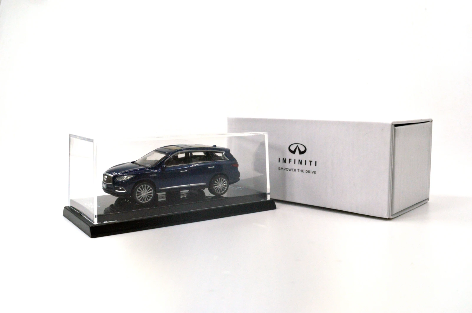 Модель Paudi 1/64 1:64 1 64 масштаб Infiniti QX60 2017 Синий литой игрушечный автомобиль