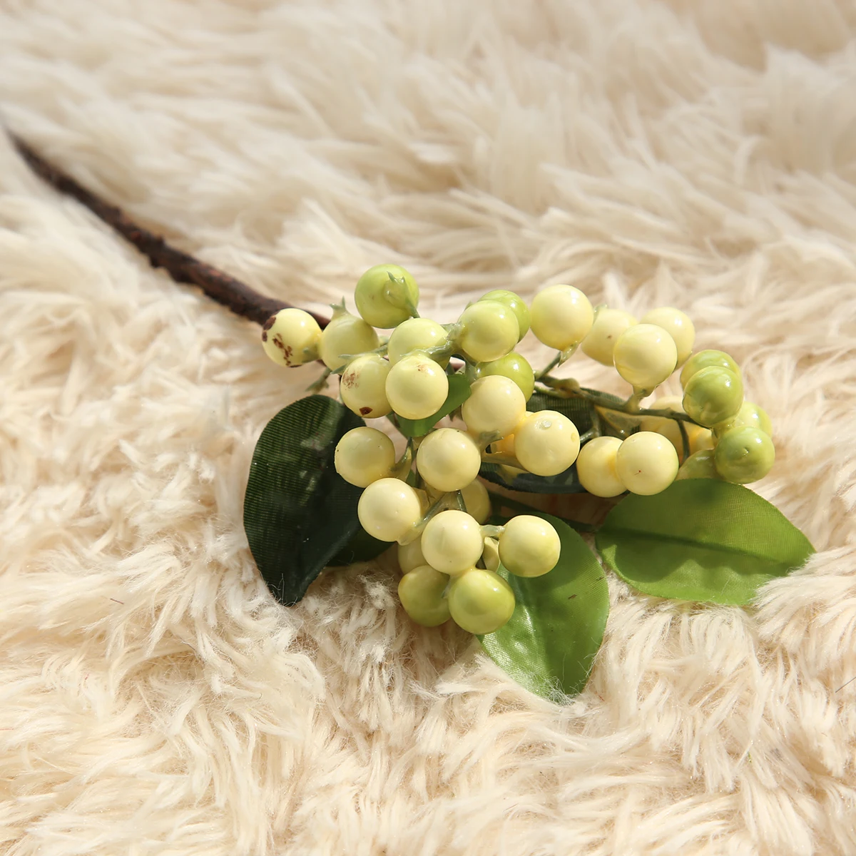 10 1 pcs artificial berry green bean foam flowers home decor small fake flowers bacca fruit branch decoration accessories fake plan - Цвет: 10