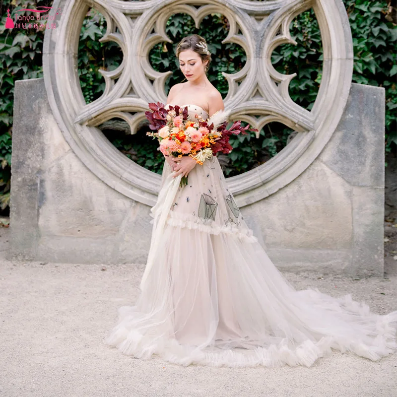 Светло Шампанское Вышивка Тюль Свадебные платья Париж мода Бохо Whimsical Vestido de Noiva