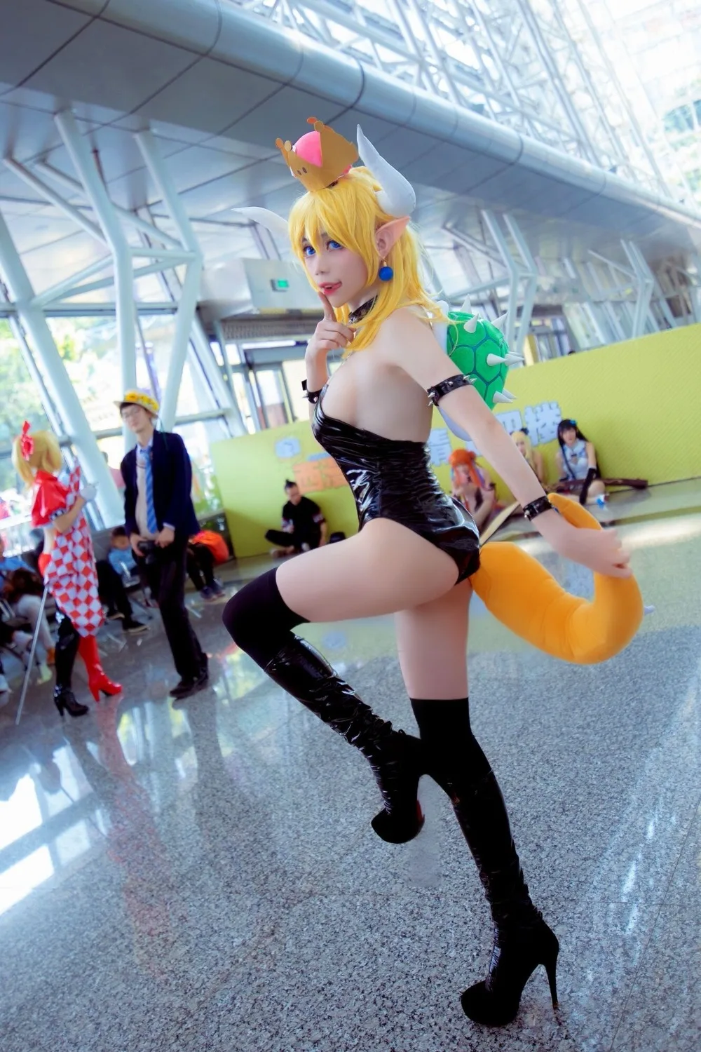 Супер Марио Bowsette Косплей Костюм Bowser Cos Марио Принцесса табурет персик косплей латексный Catsui черная черепаха Shel