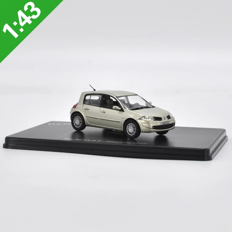 Металлическая Модель автомобиля с высокой тщательностью 1:43 Megane 2006 Женский