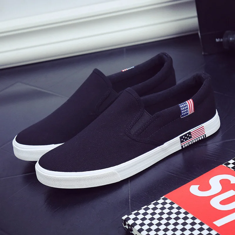 Мужские легкие кроссовки белые на вулканизированной подошве большие размеры для