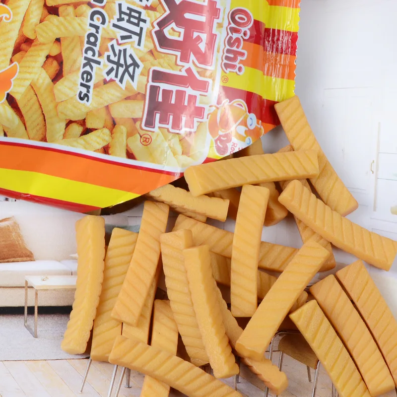 

100pcs/lot 8X42mm Simulation Resin Prawn Strips Prawn Crackers For Food Art Supply Home Wedding DIY Decorative Favor