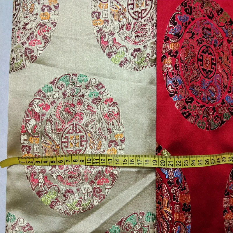 Жаккардовая ткань жаккардовая с монетами дракона удачи и цвета шампанского