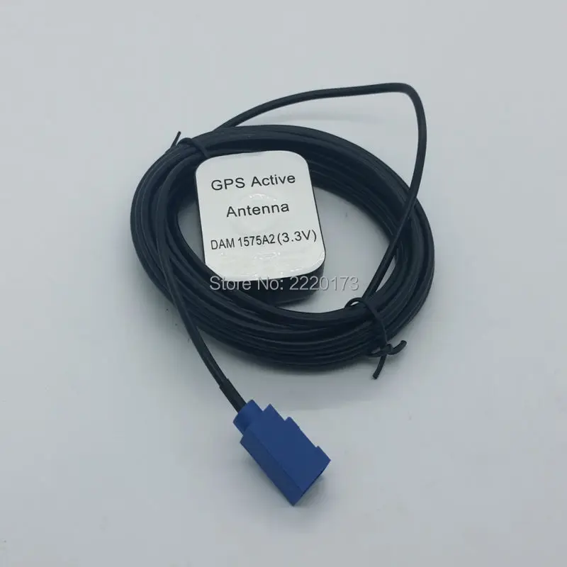 В автомобиле gps навигации задняя парковочная камера руководящего положения