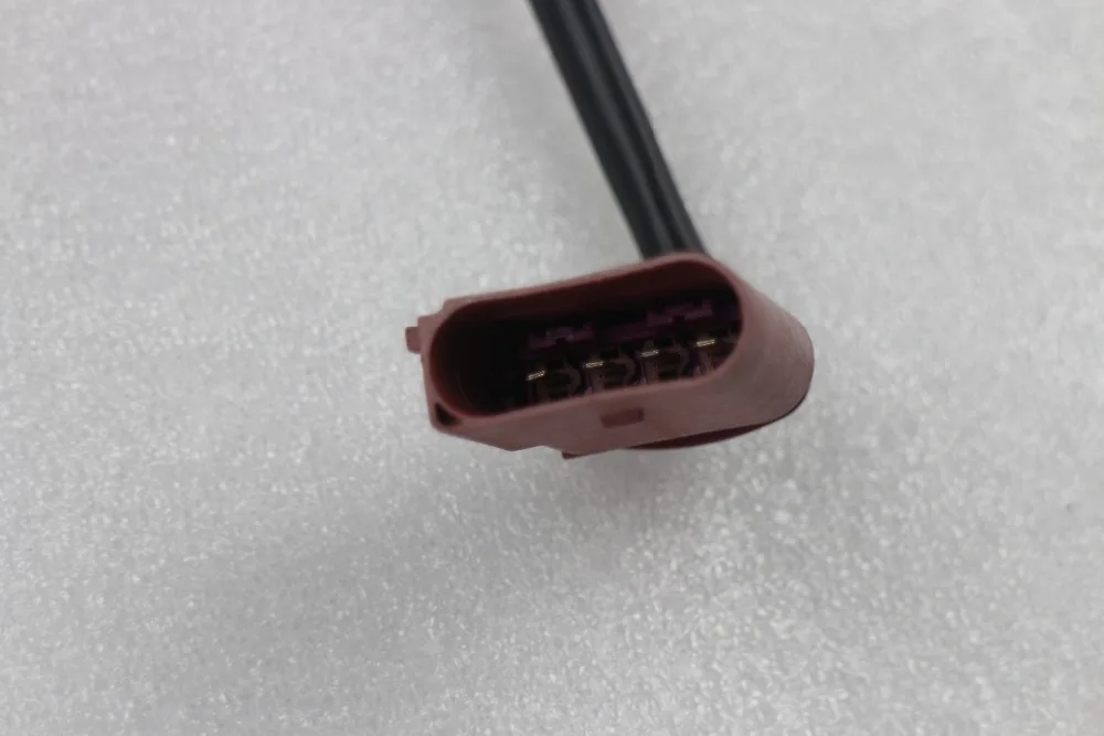 

Lambda O2 Audi A4 A6 VW PASSAT Skoda SUPERB 058906265C