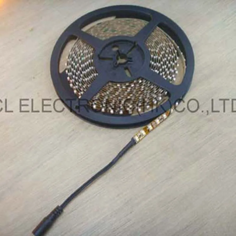 Высокое качество 3528 SMD DC12V Светодиодная гибкая полоса IP68 Водонепроницаемая