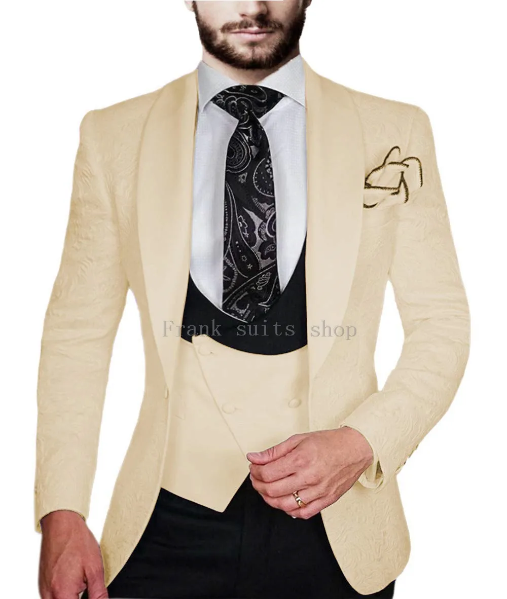Фиолетовый мужской костюм приталенный с воротником шалью Homme Mariage жаккардовый