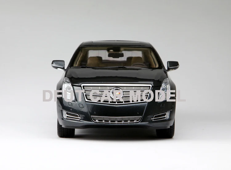Игрушечная машинка из 1:18 сплава модель XTS детские игрушечные машинки оригинальные авторизованные подлинные детские игрушки подарок