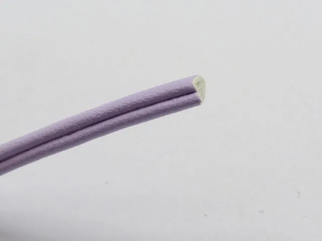 Светло-фиолетовый плоский шнур для ювелирных изделий из мягкой синтетической