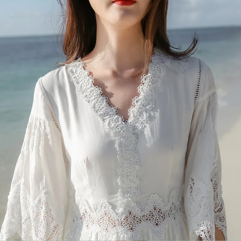 Женское Короткое платье в богемном стиле белое кружевное с v образным вырезом и