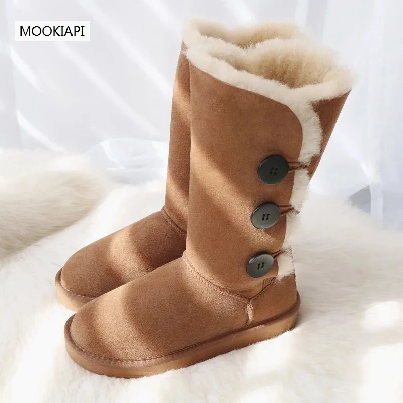 

The latest high-quality snow boots in Europe in 2019, real sheepskin, 100% natural wool, women's shoes, three colors