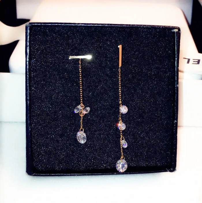 Новый Дизайн Для женщин Асимметричная циркония длинные Висячие Серьги Кристалл