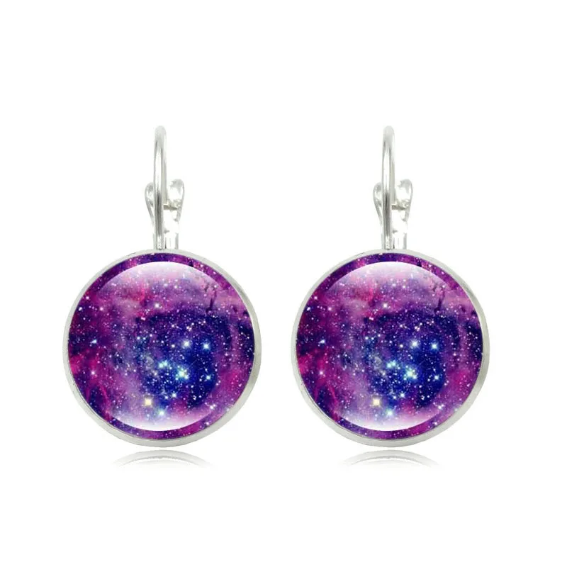 Женские круглые серьги-гвоздики с изображением космической Галактики |