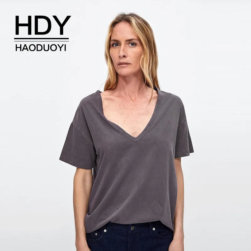 Женская футболка HDY Haoduoyi летняя свободная с коротким рукавом и треугольным