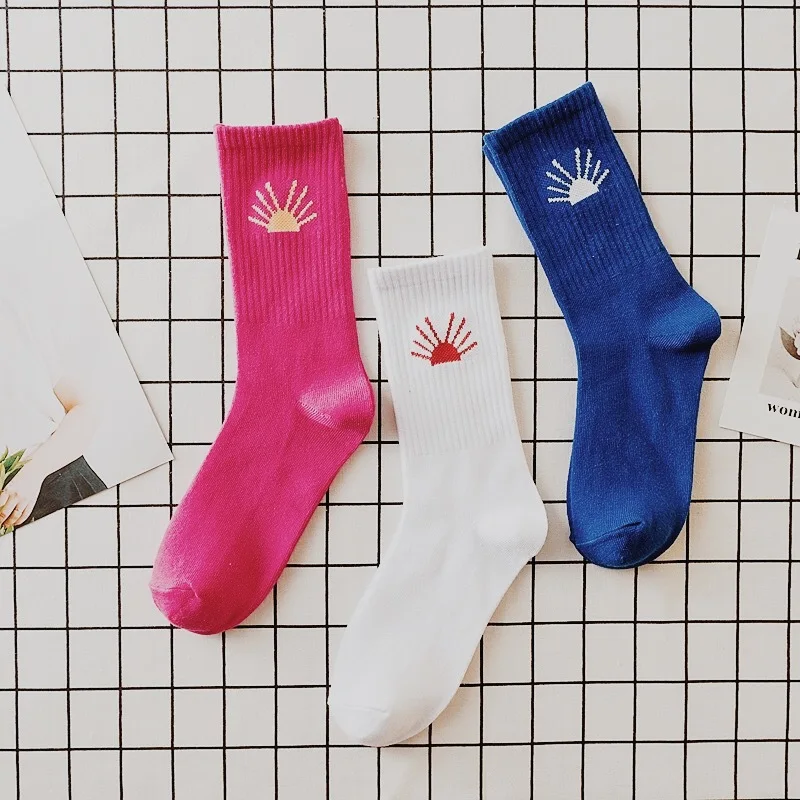

Europe and the United States street sun tube socks Harajuku skateboarding socks men and women couple socks cotton letter socks