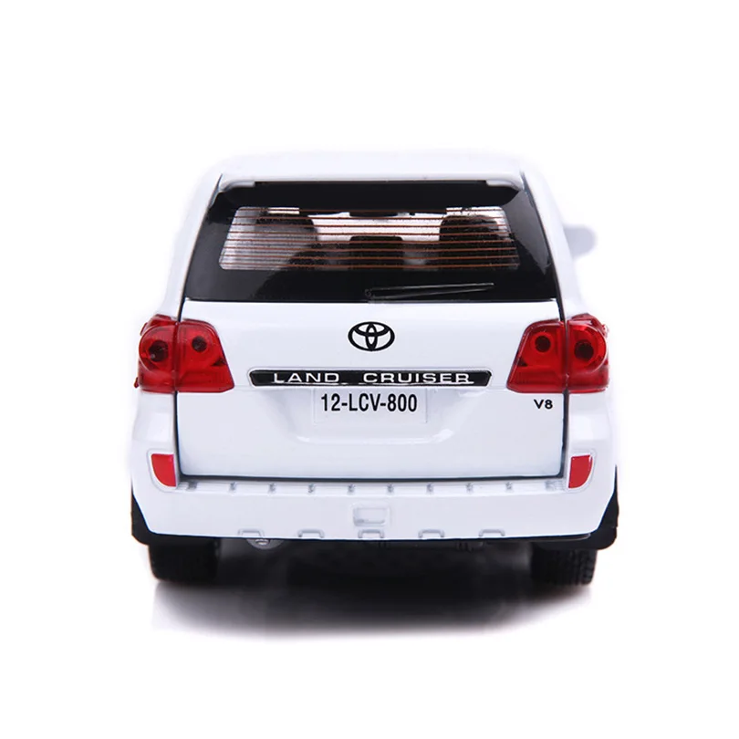 Модель автомобиля LAND CRUISER SUV V8 1:32 Игрушечная модель из сплава с подлинной