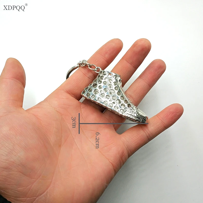 Персональный трехмерный плоский брелок в форме обуви инкрустированный чешским